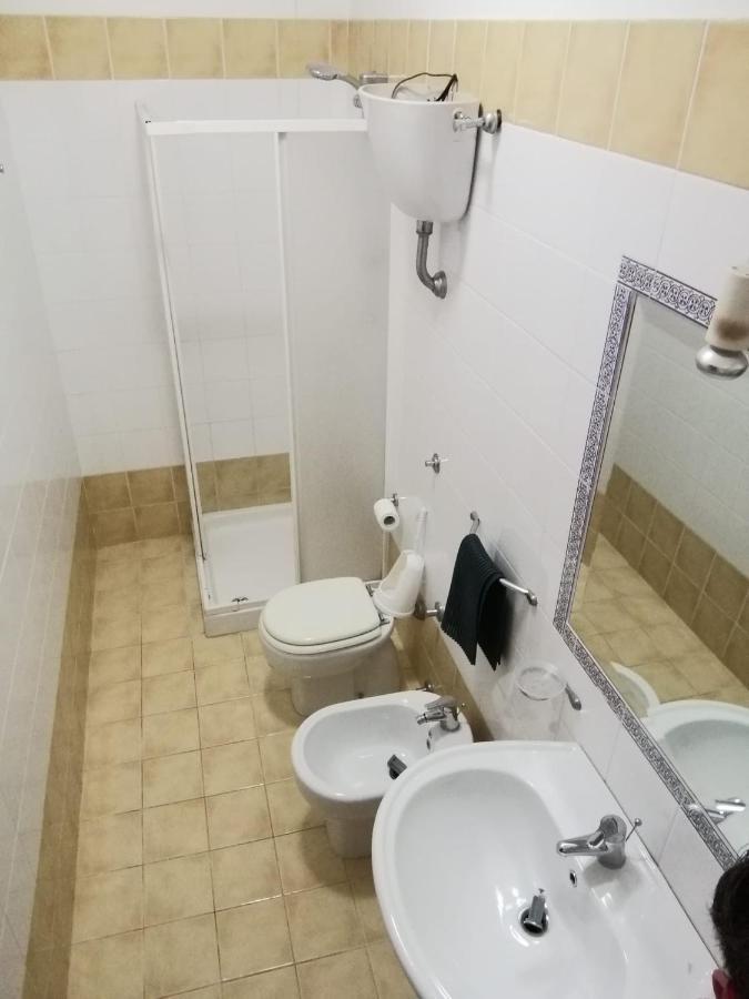 Hotel Parigino Palinuro Esterno foto