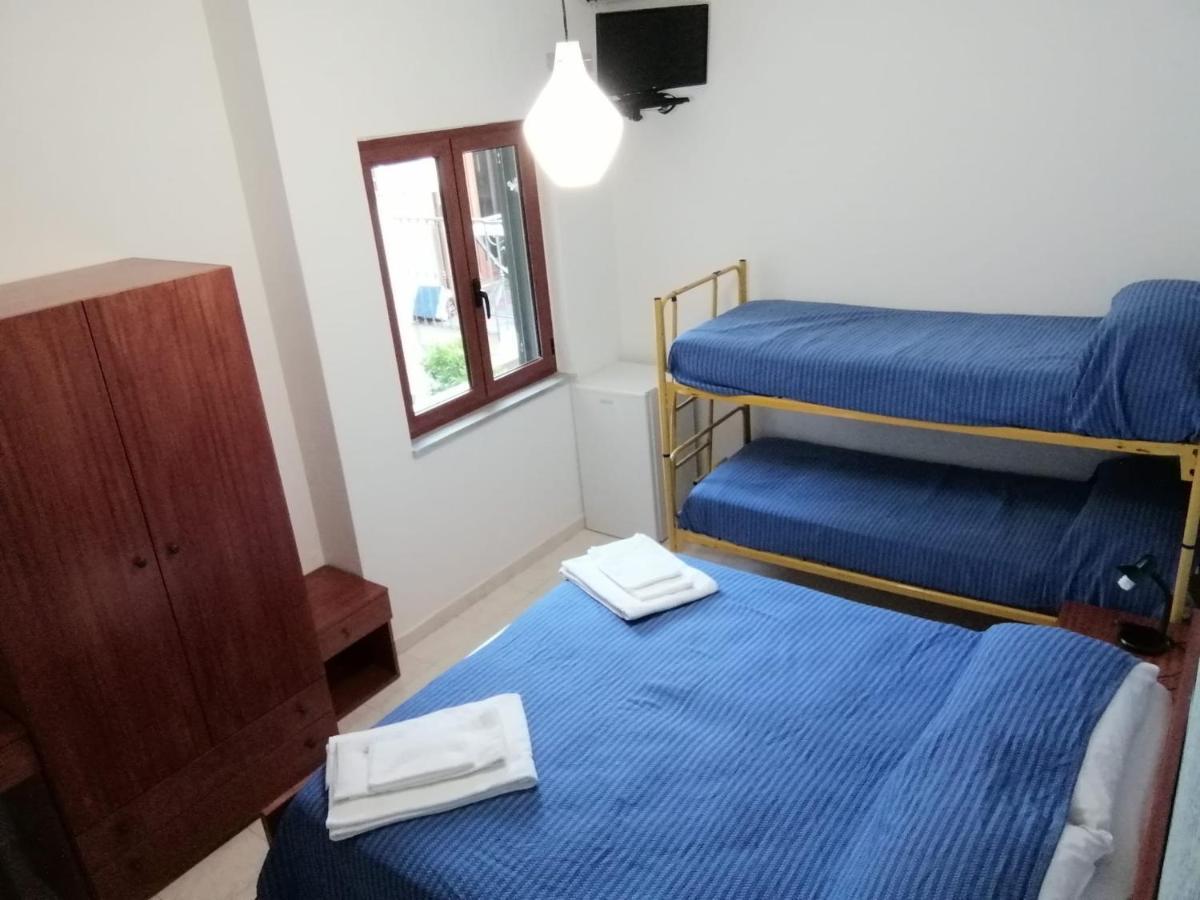 Hotel Parigino Palinuro Esterno foto