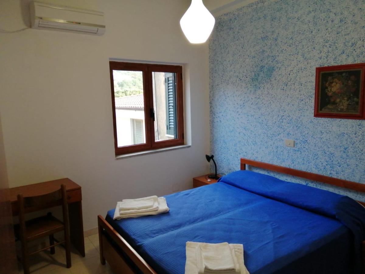Hotel Parigino Palinuro Esterno foto